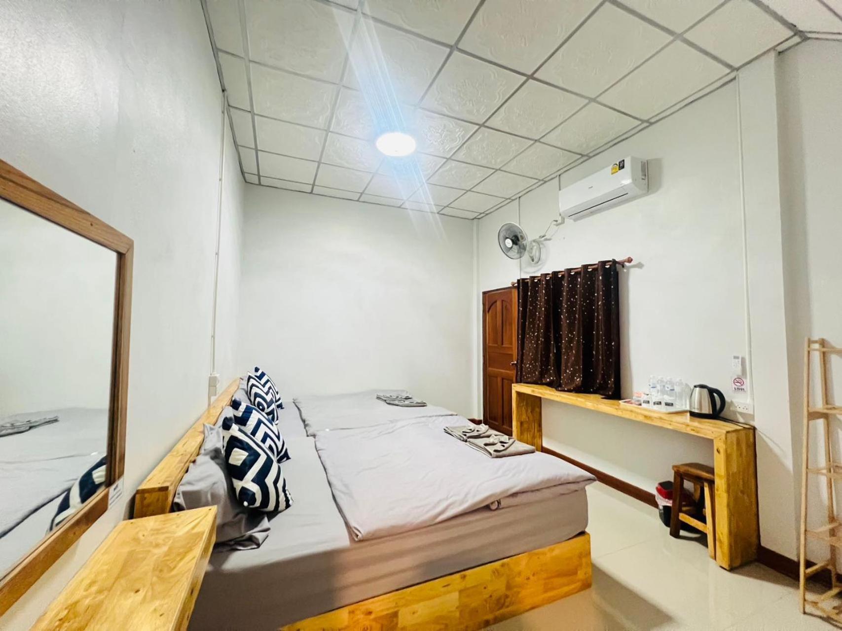 Lungwang Guest House Ban Rak Thai Luaran gambar