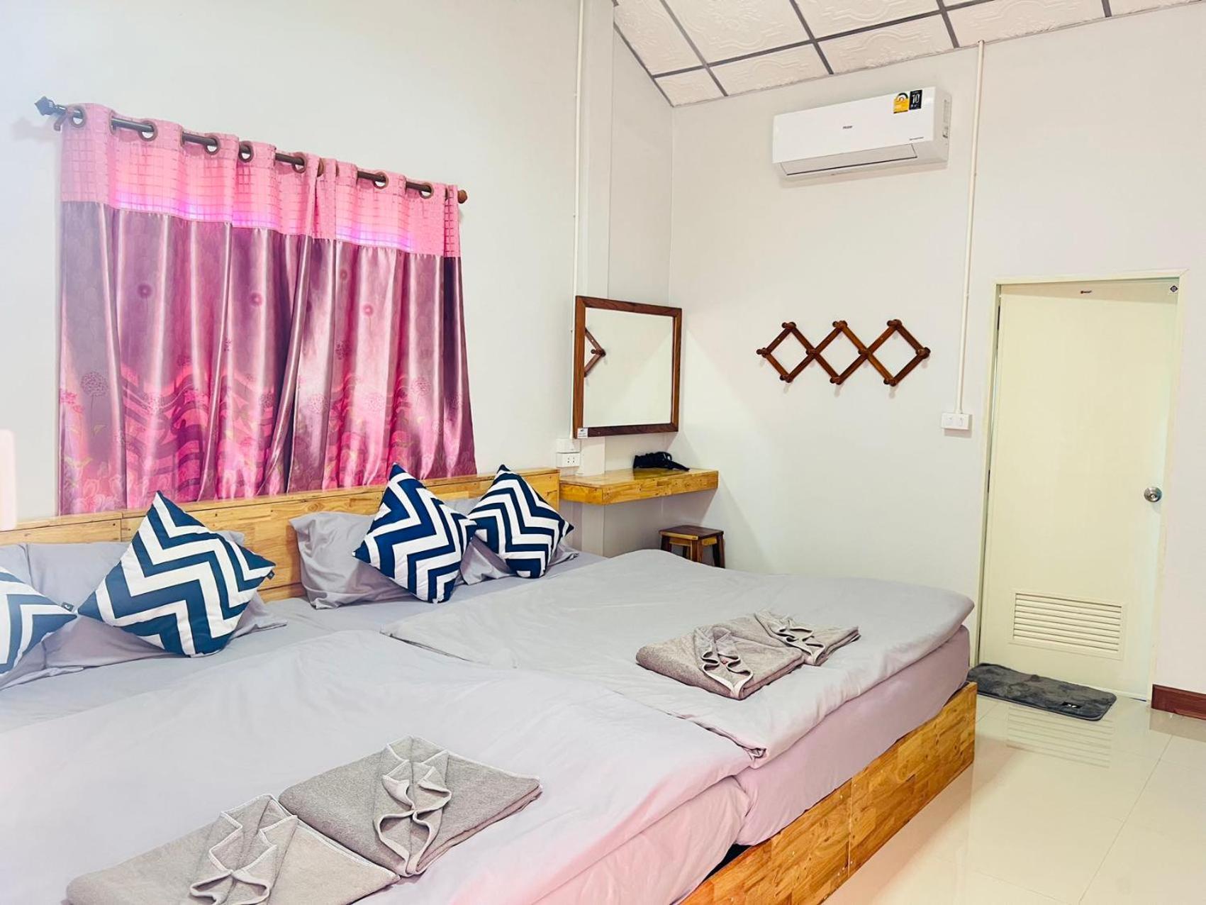 Lungwang Guest House Ban Rak Thai Luaran gambar