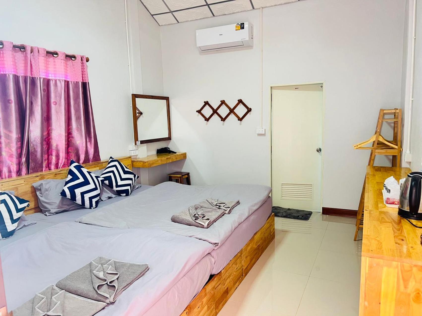 Lungwang Guest House Ban Rak Thai Luaran gambar