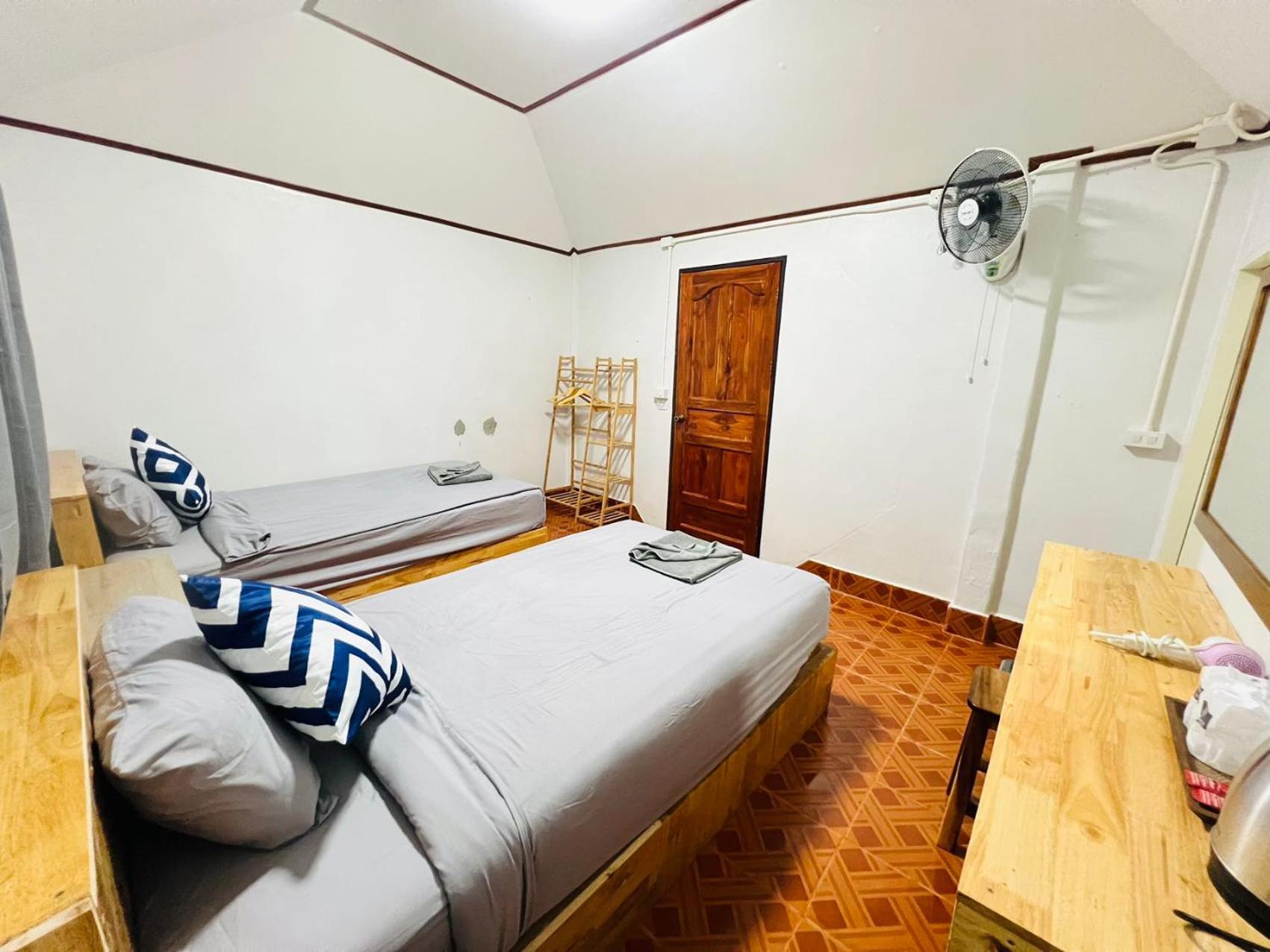 Lungwang Guest House Ban Rak Thai Luaran gambar