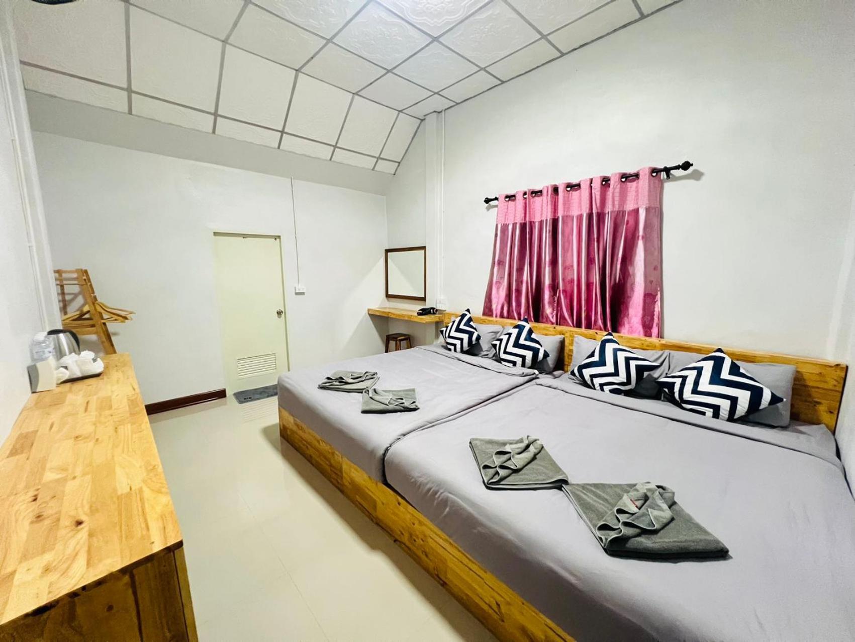 Lungwang Guest House Ban Rak Thai Luaran gambar