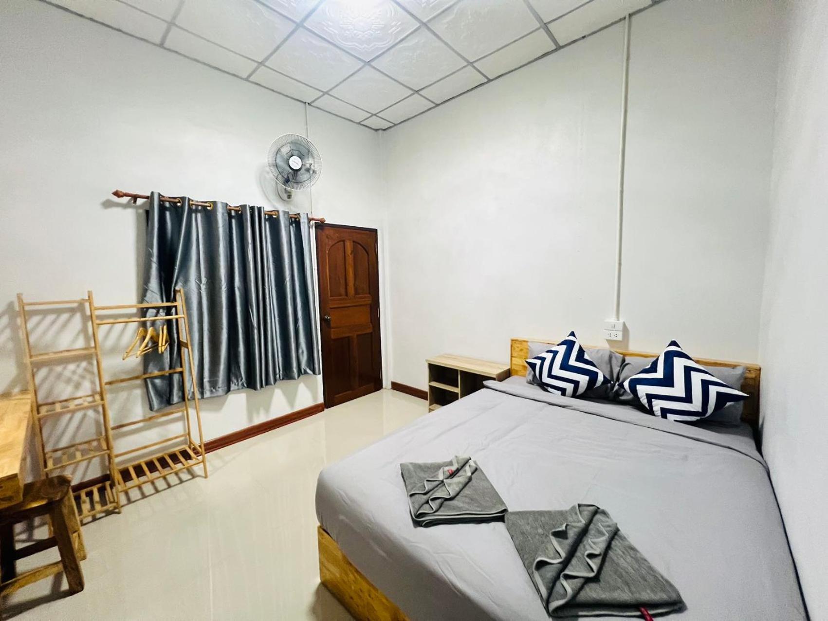 Lungwang Guest House Ban Rak Thai Luaran gambar